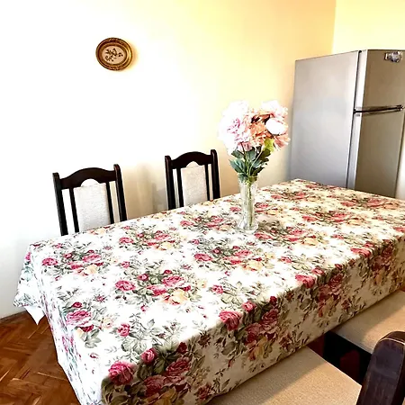 Ssenyange Варна