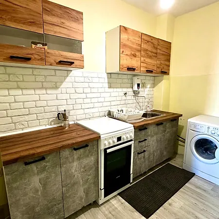 Ssenyange Apartment *