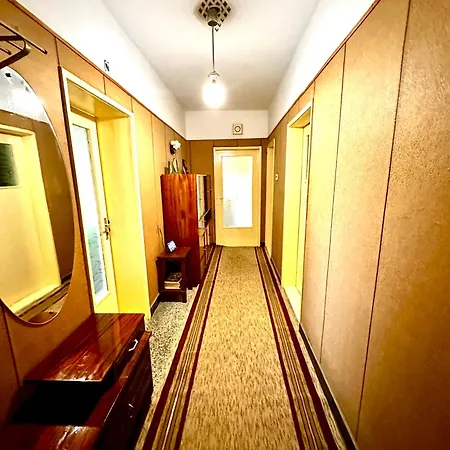 Ssenyange Apartman *