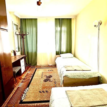 Ssenyange Apartman *