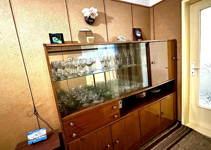 Ssenyange * Варна